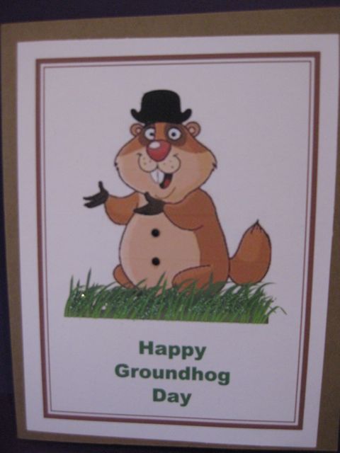 Groundhog/grass
